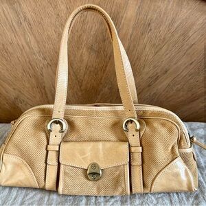 Vintage Tan Leather shoulder bag